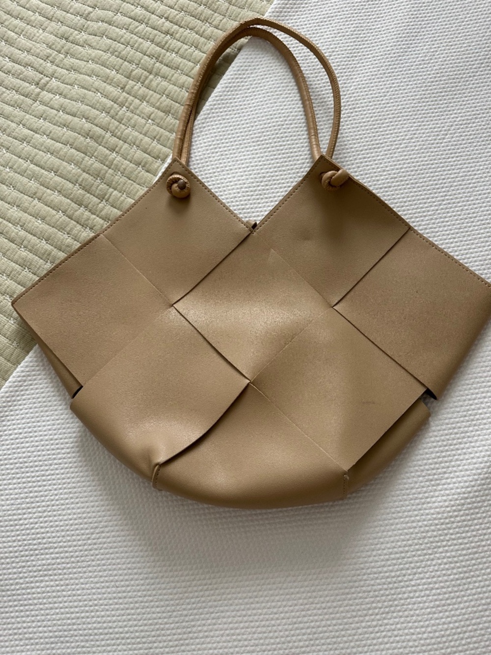 New unbranded vegan leather tote bag / with Pouchette